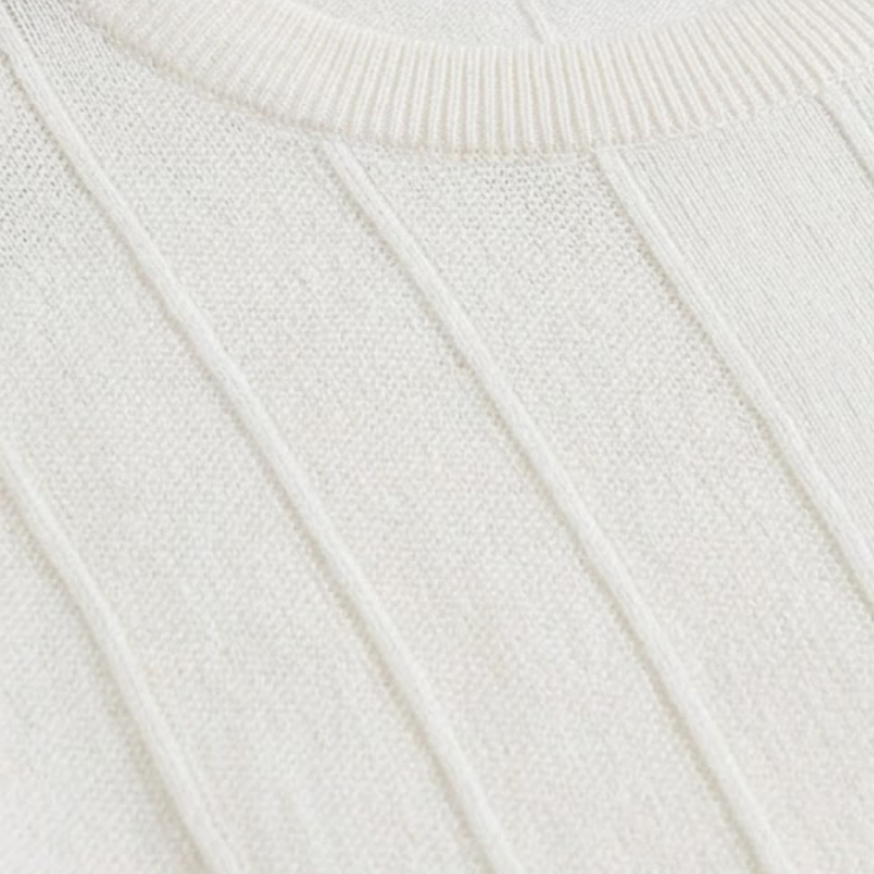 Lucerne Essential T-Shirt 4