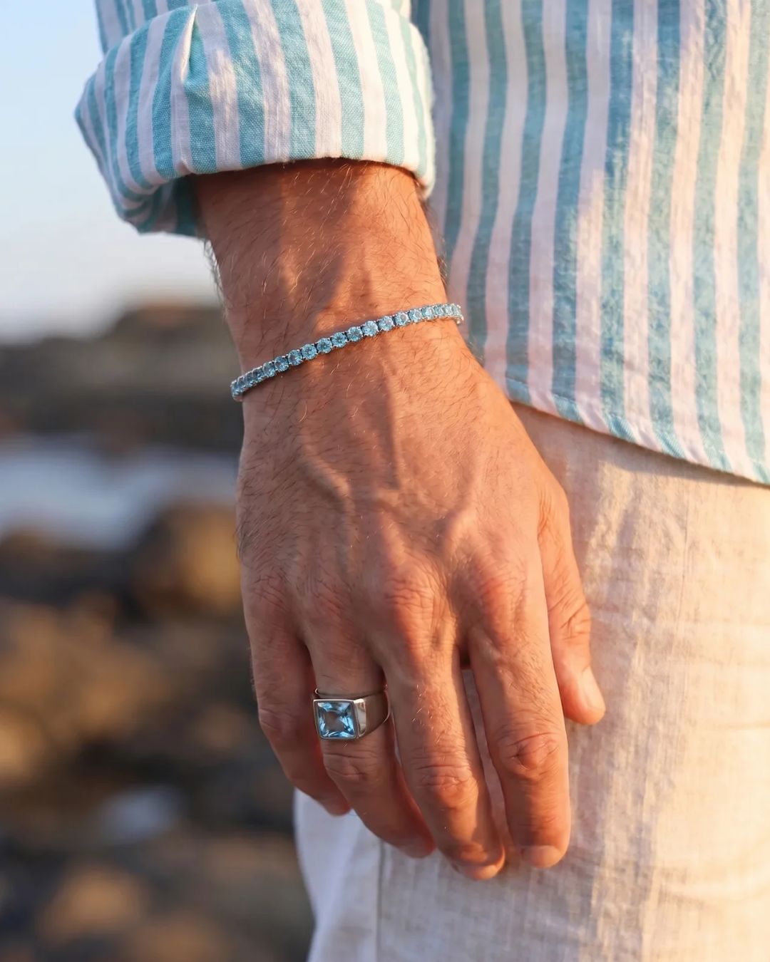 Men’s Aqua Blue Zirconia Square Signet Ring, Silver-Tone
