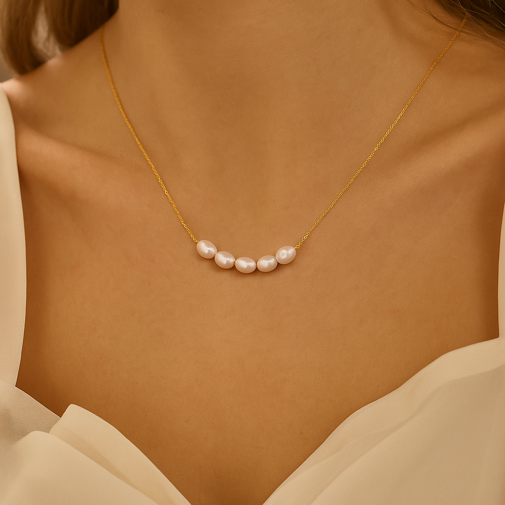 Five Pearl Detail Chain Necklace — Kona