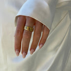 Wide Ribbed Band Ring — Bold