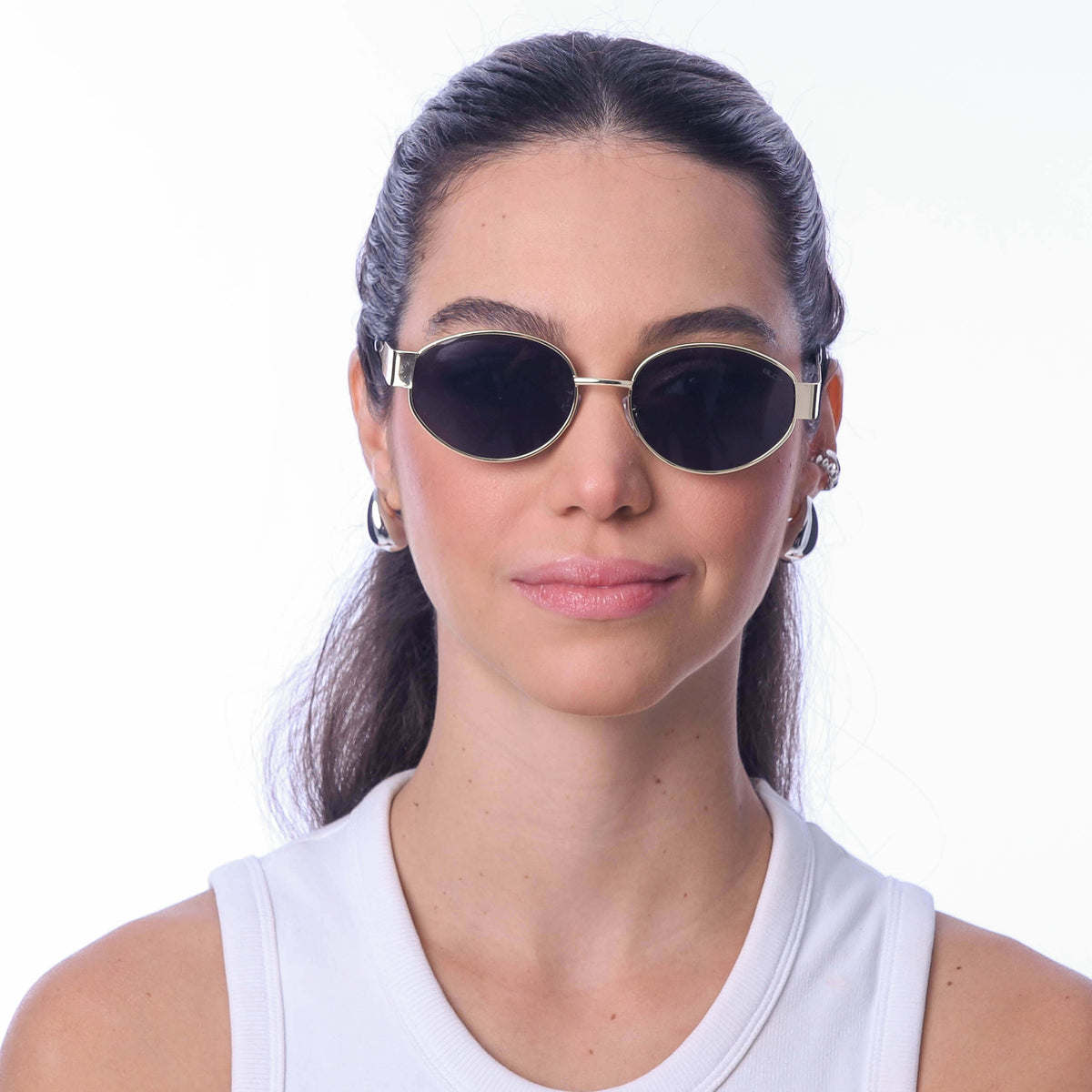 Sunglasses – Seychelles 8