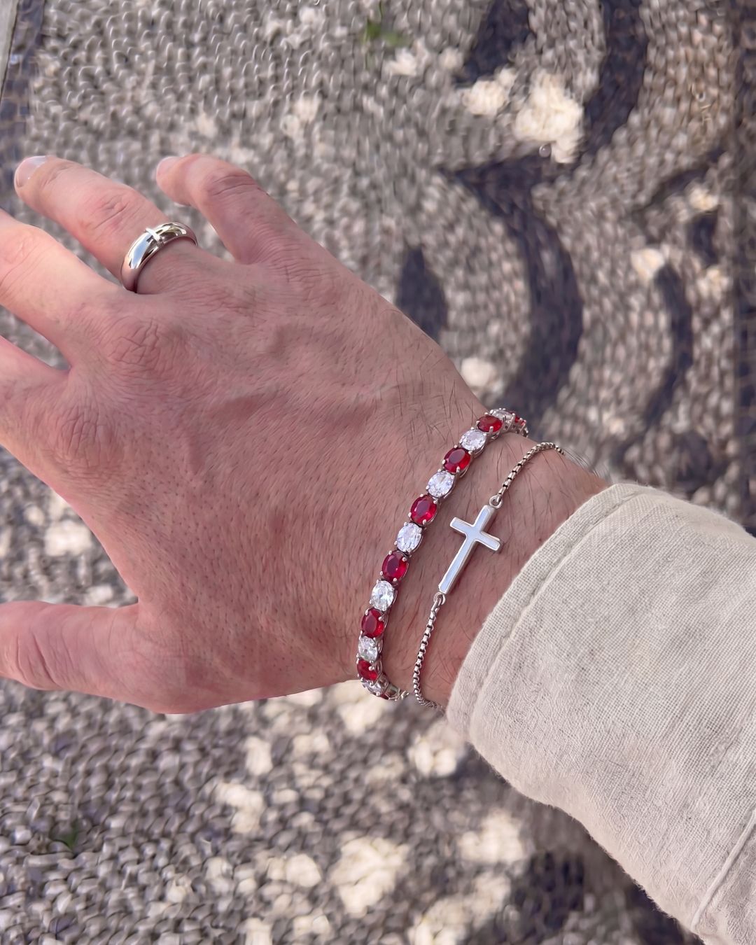 Red and Clear Oval Zirconia Bracelet, Adjustable — Zafiro
