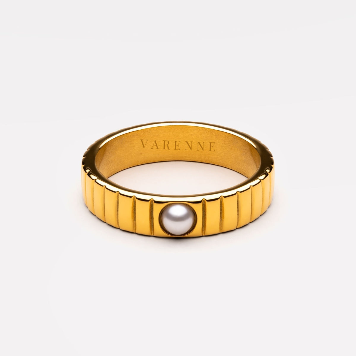 Shell Pearl Grooved Band Ring — Moana
