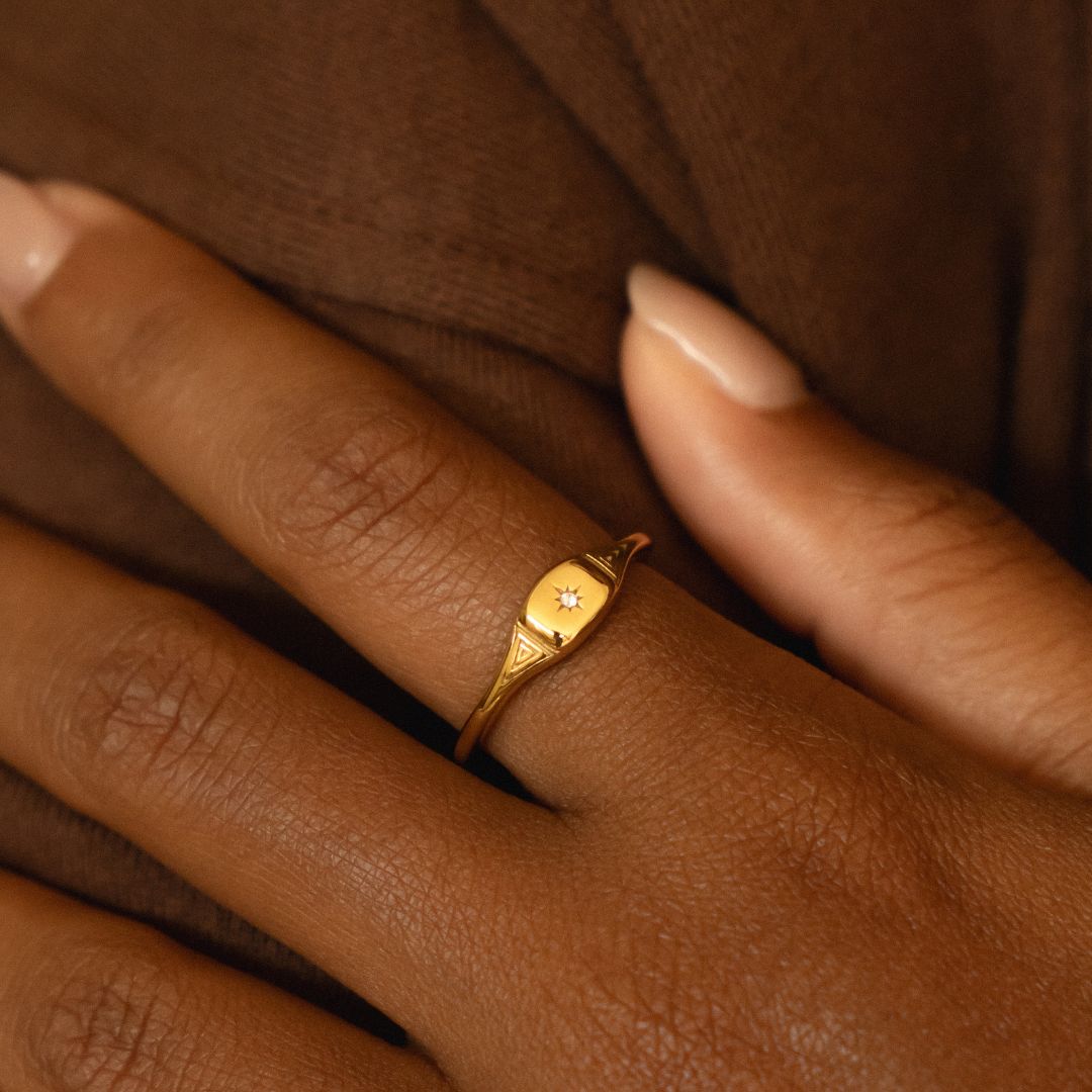 Starburst White Stone Signet Ring — Starlight