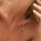 Green Rectangular Stone Necklace, 6 × 4 mm