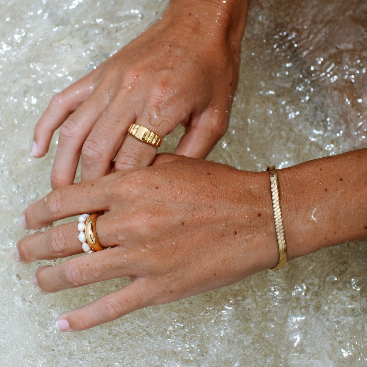 Herringbone Bracelet, 4 mm × 16 cm — Kauai