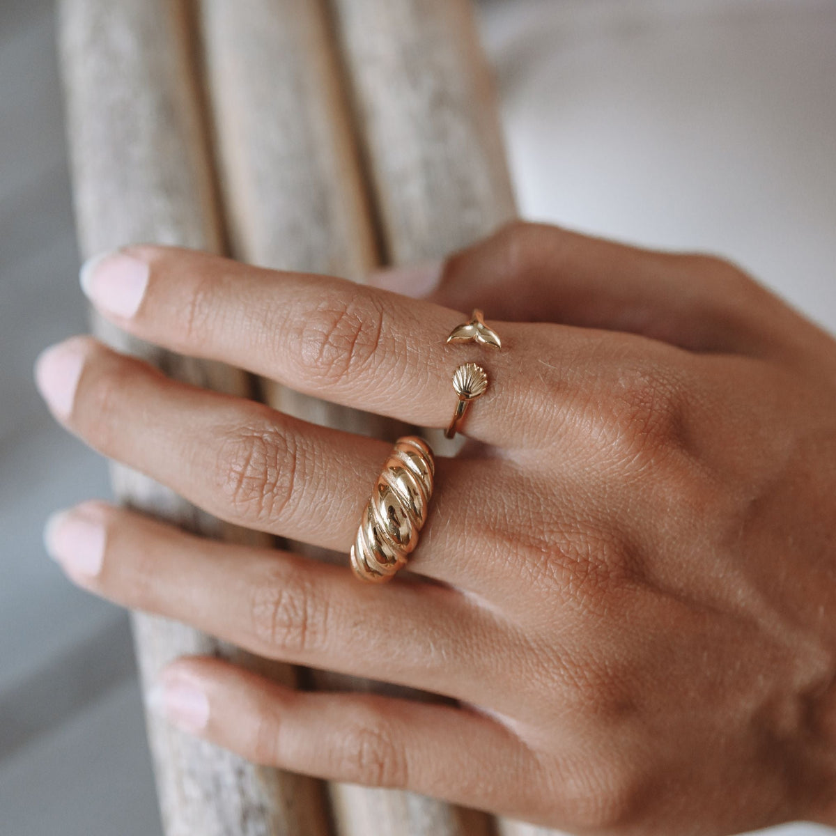 Ridged Dome Band Ring — Croissant