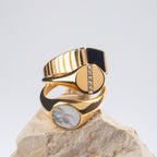 Round Mother-of-Pearl Signet Ring