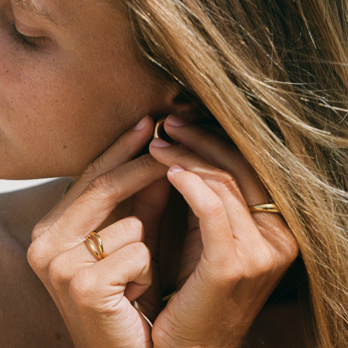 Fine Double Band Ring — Breeze