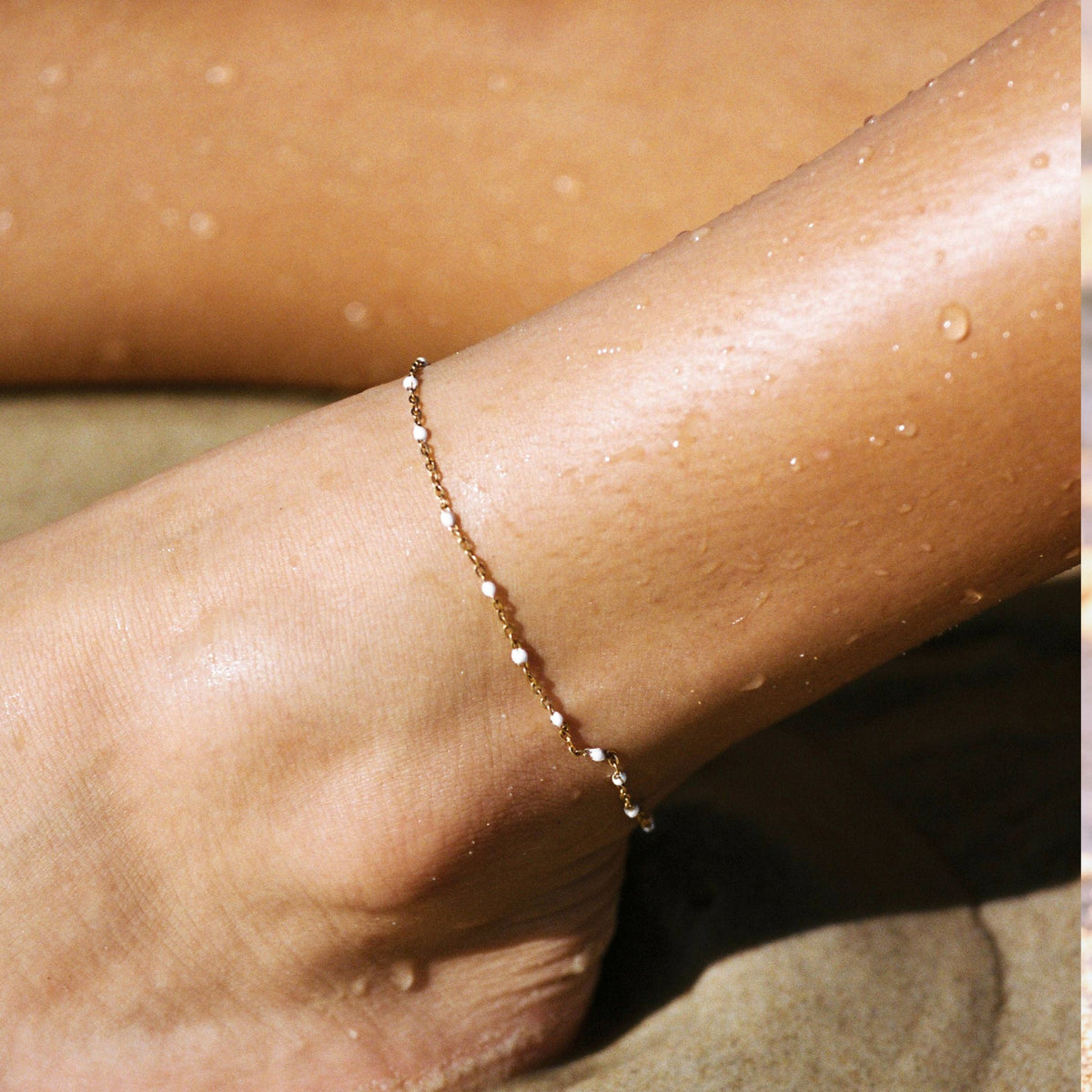 White Bead Station Anklet, 22 cm, Steel